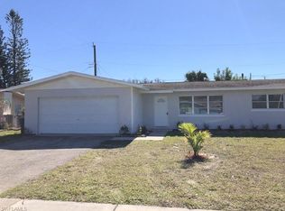 49 Broadway Cir, Fort Myers, FL 33901