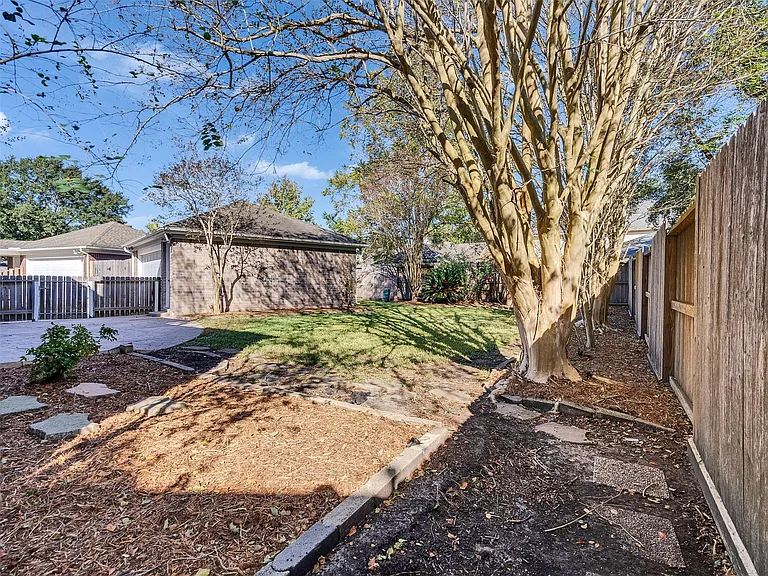 2108 Autumn Cove Dr — Photo 41