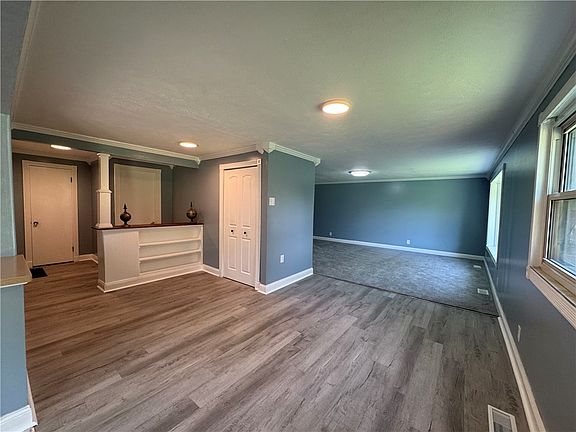 4th image of 1218 Rona Parkway Dr