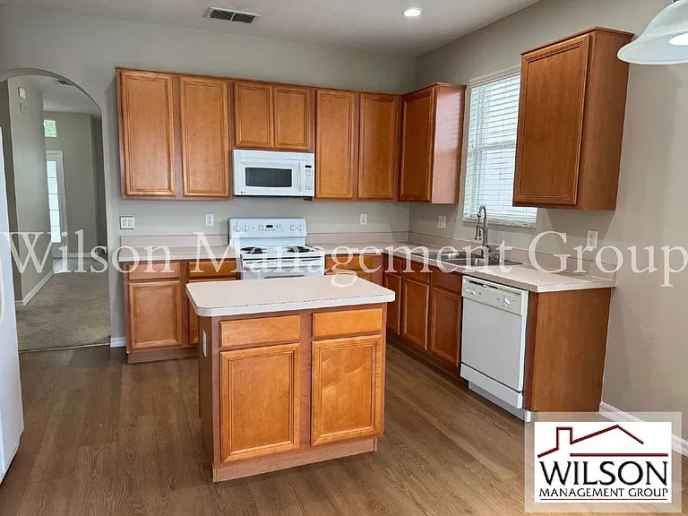 5004 Adair Oak Dr — Photo 11