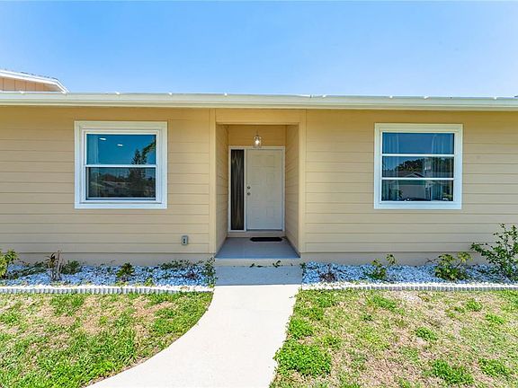 3rd image of 2457 Wood Oak Dr