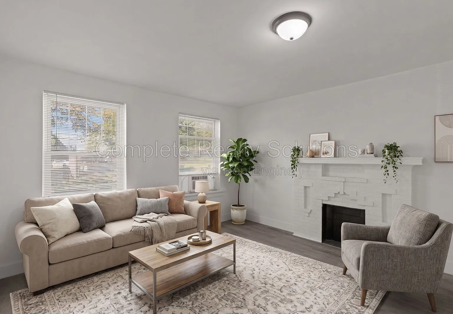 4734 S Grand Blvd — Photo 1