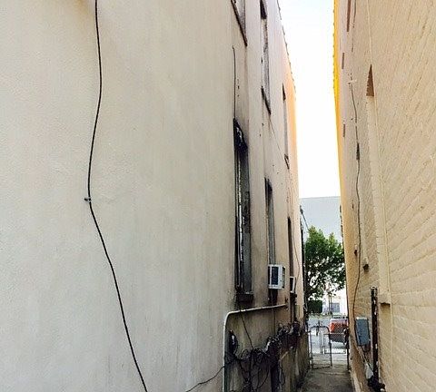 2nd image of 3159 103rd St