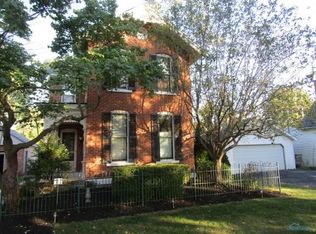 217 N Elm St, Woodville, OH 43469