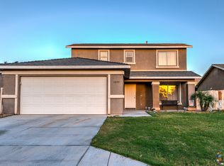 1059 Walnut St, Brawley, CA 92227