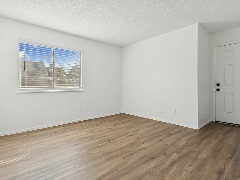 ReNew Flagstaff East — Photo 11