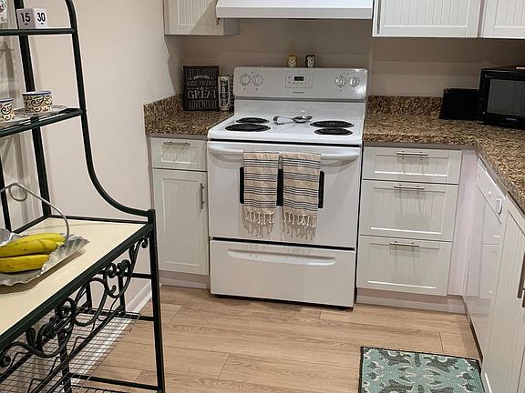 4th image of 9301 SW 92nd Ave APT C215