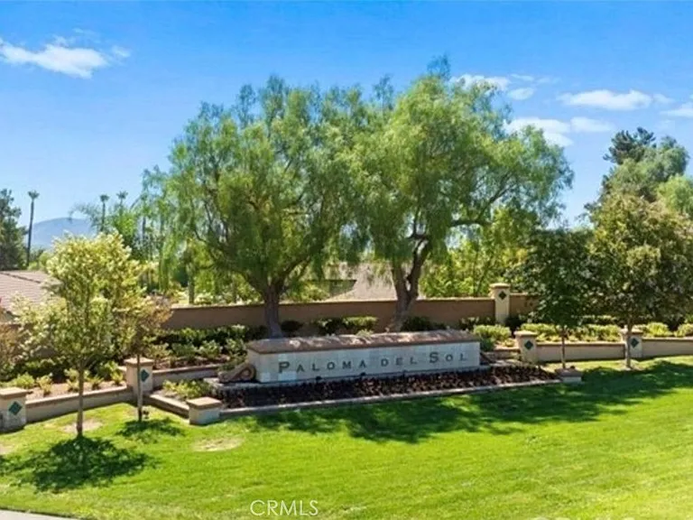 42920 Corte Salamanca — Photo 26