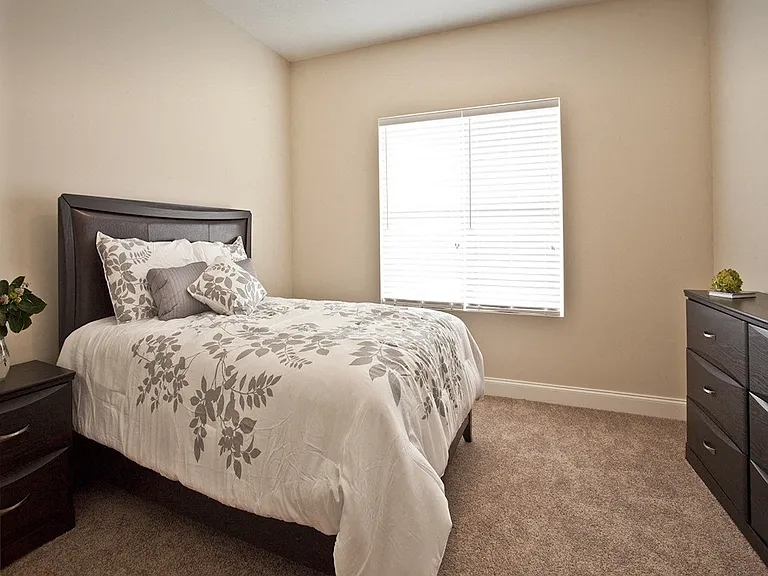 Highland Park Apartment Homes — Photo 6