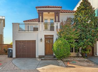 1906 Malone Cliff Vw, Dallas, TX 75208