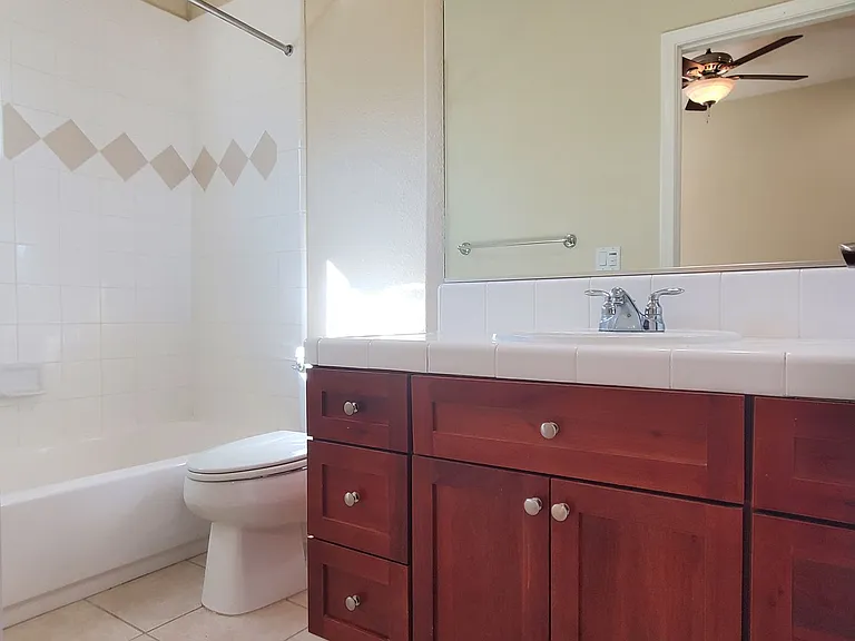 41 Esfahan Dr — Photo 7