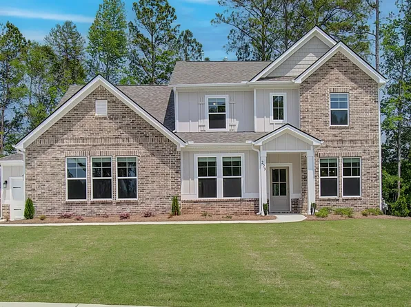 102 Slick Ct, Senoia, GA 30276