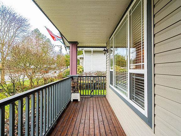 3rd image of 21118 123rd Ave