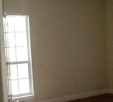 5th image of 105 Avalon Ct