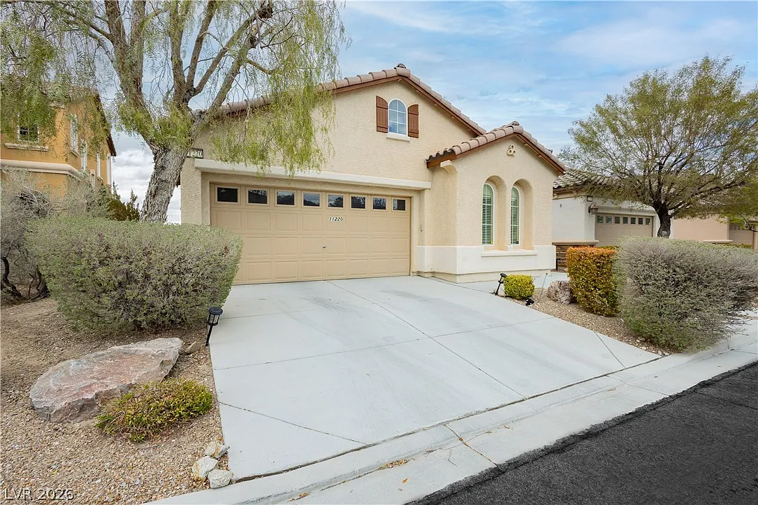 3 bed, 3.0 bath, 1620 sqft, $2,650 — Photo 3