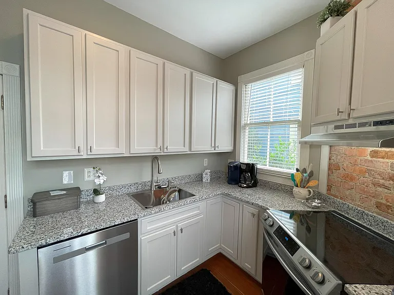501 Blair St — Photo 18