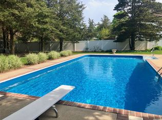 2650 Reeve Rd, Mattituck, NY 11952