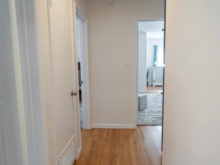 1406 W Roberta Ave — Photo 67