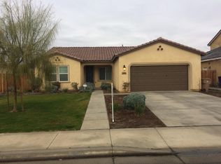 5204 Shimmer Brook Dr, Bakersfield, CA 93313
