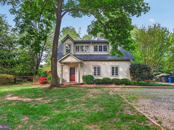 4610 Backlick Rd, Annandale, VA 22003