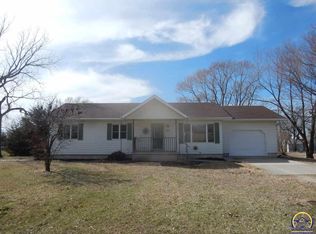 501 Cedar St, Cottonwood Falls, KS 66845