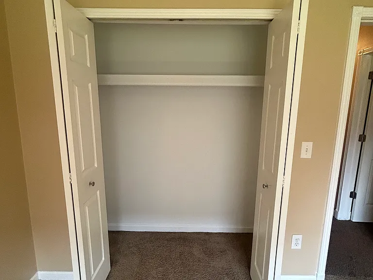 19102 E Forteen Mile Rd — Photo 12