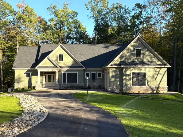 12 Jennifer Lane, Ballston Spa, NY 12020