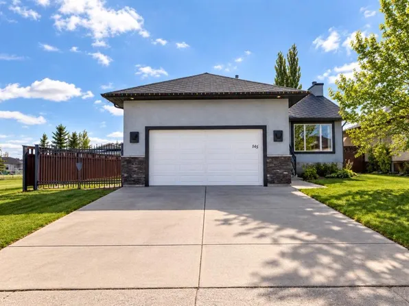 145 E Sunset Hts, Crossfield, AB T0M 0S0