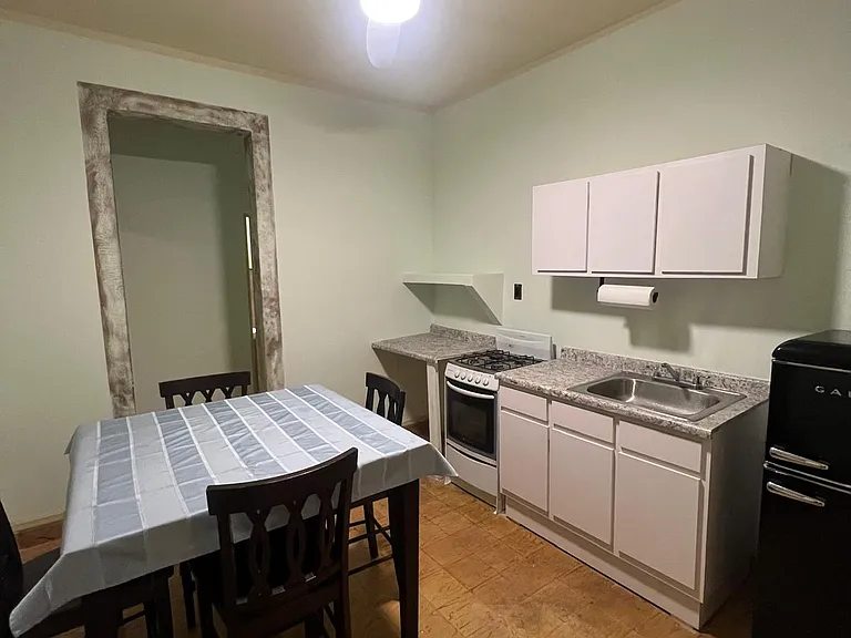 112 Calle Janer #6 — Photo 16