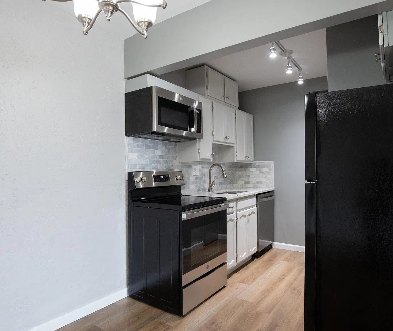1 bed, 648 sqft, $1,190 — Photo 2