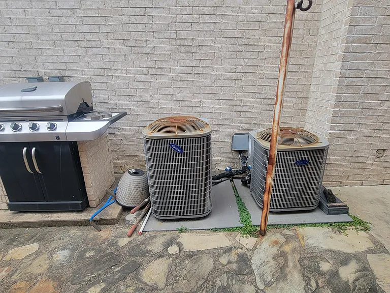 1020 Paradise Cv — Photo 15