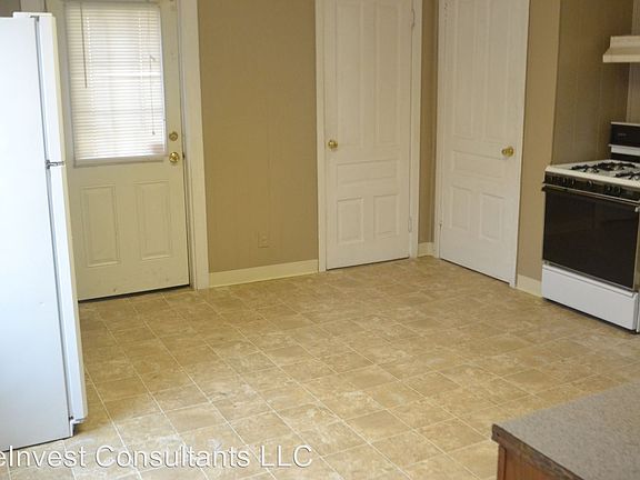 5th image of 6514 Fairpark Ave