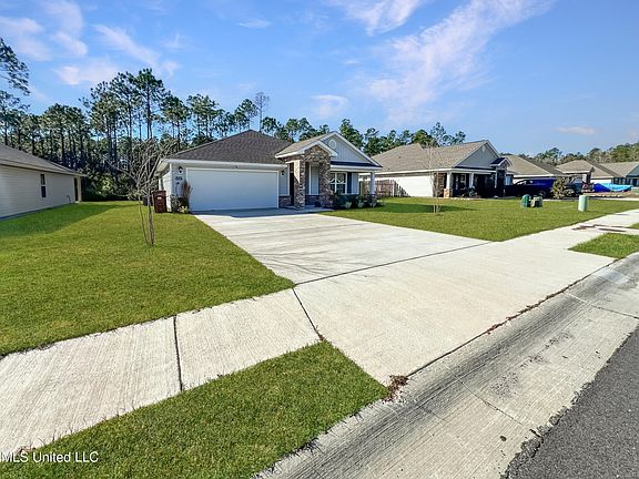 2nd image of 10245 Willow Leaf Dr