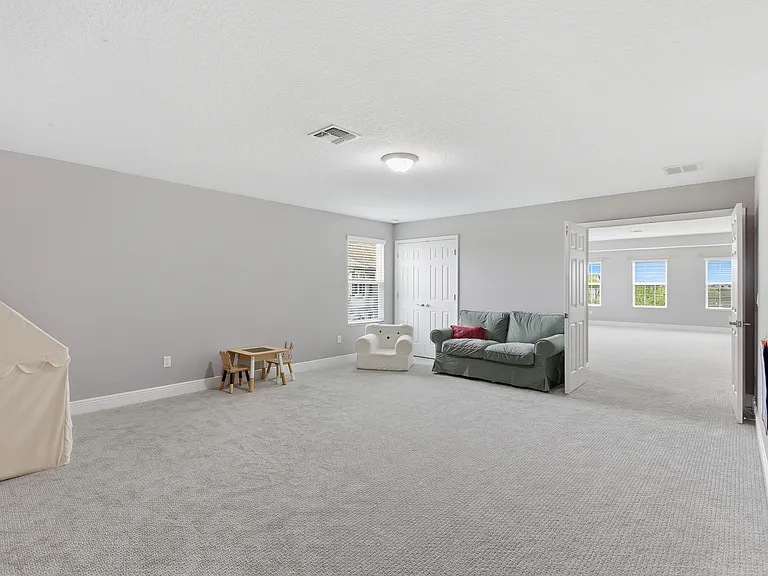 9844 Cabernet Ave — Photo 23
