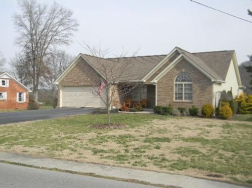 3rd image of 128 Wolford Ave
