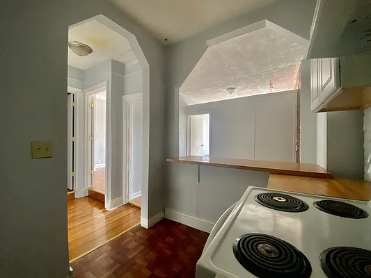 Rented by Dom & E Property Management | media 19