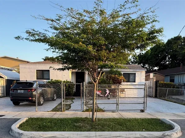 2918 SW 2nd St, Miami, FL 33135
