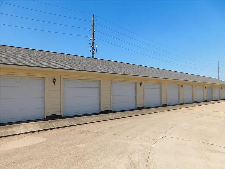 2710 Grants Lake Blvd #J2 — Photo 46