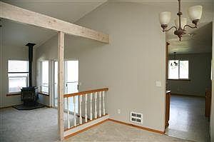 3rd image of 315 Scotland Dr