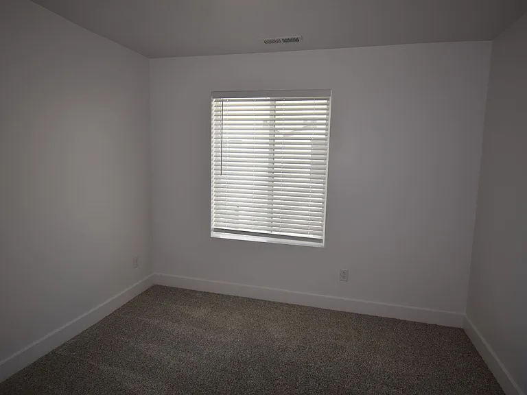 4727 S Hillhouse Cv #102 — Photo 12