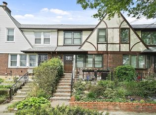 67-101 Exeter St, Queens, NY 11375