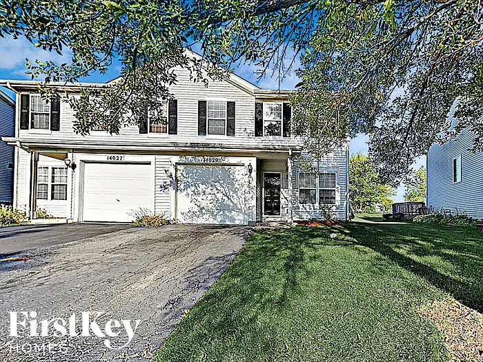 14029 S Danbury Dr photo 1
