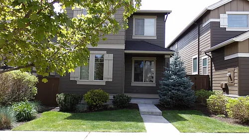 20801 NE Sierra Dr Photo 1