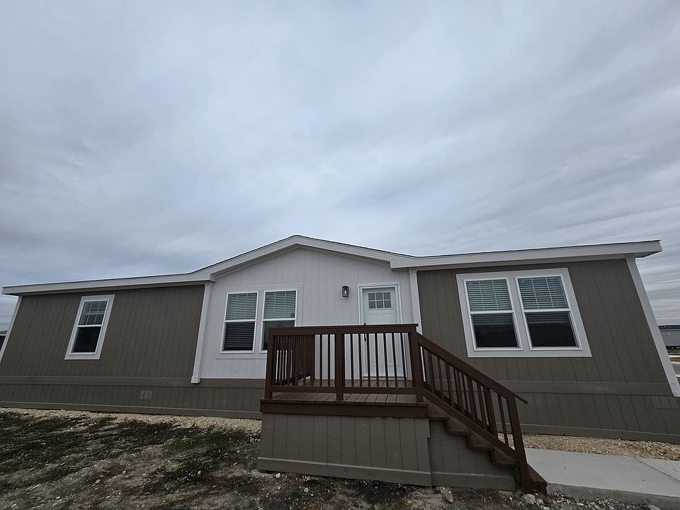 1st image of 105 Goldwater Dr #441