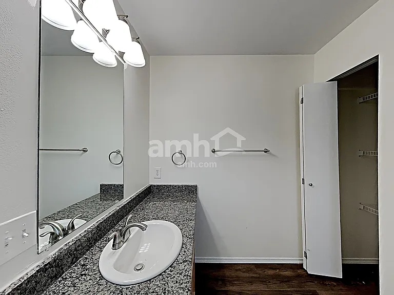 18704 94th Avenue Ct E — Photo 15