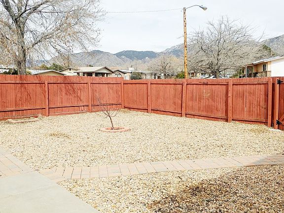 4th image of 13305 Canyonview Pl NE