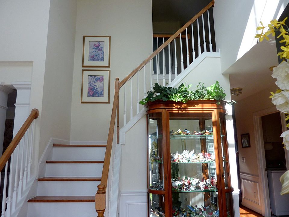 1st image of 4107 Cottonwood Dr