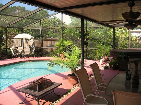 Poolside & Hot Tub
