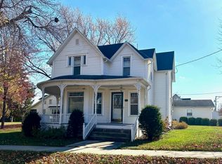 205 W Ellsworth St, Dows, IA 50071