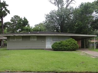 5425 Margo Ln, Beaumont, TX 77708